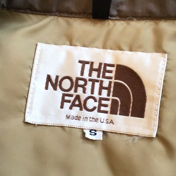 The North Face Quilted Puffer Down Vest - Picture 5 of 8